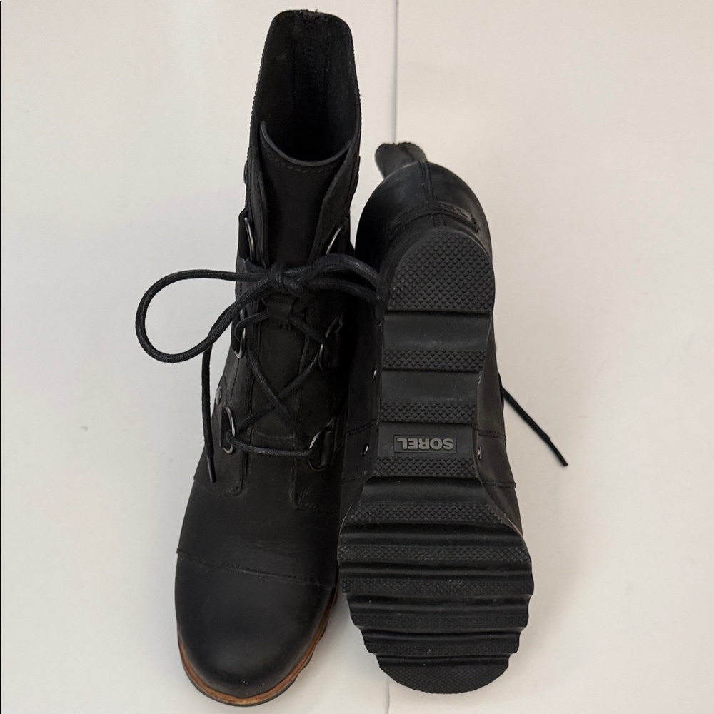 SOREL JOAN OF ARC BLACK LACE UP BOOTS - Picture 5 of 8